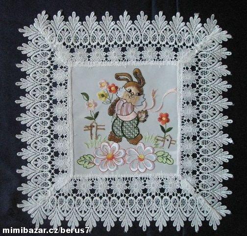 UBRUS velikonoční vyšívaný krajka 32 x 32