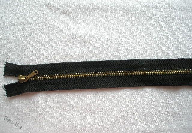 Zip - zipy - černý výprodej
