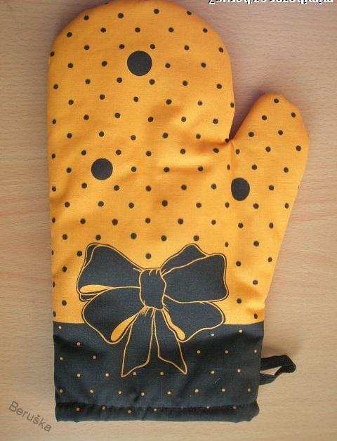 CHŇAPKA - CHŇAPKY MAŠLE oranžová