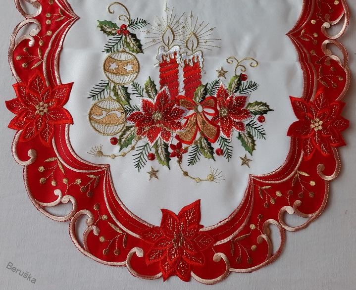 UBRUS vyšívaný 110 x 45 vánoční červený lem