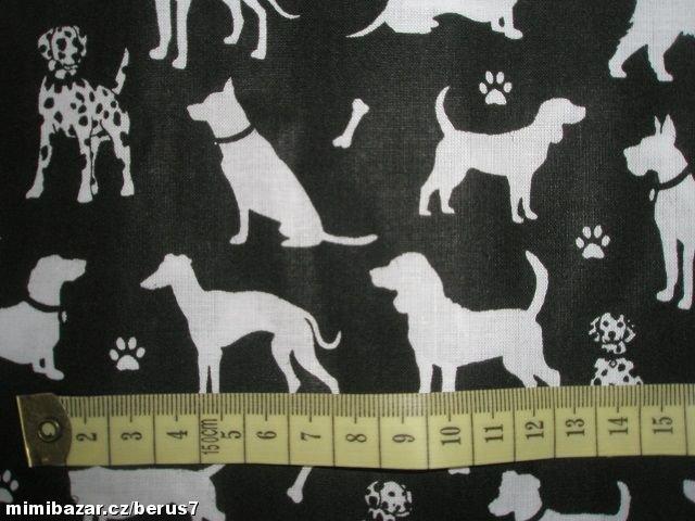 LÁTKA PEJSCI na černé 