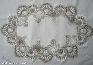 UBRUS s krajkou krajka 52 x 31