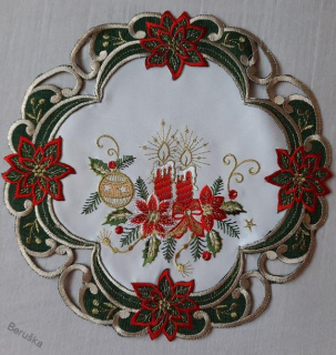 UBRUS vyšívaný prům. 30cm vánoční zelený lem