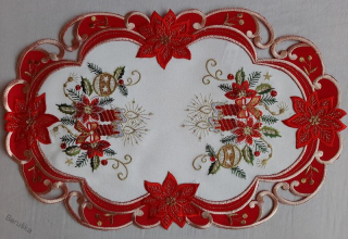 UBRUS vyšívaný 50 x 30 vánoční červený lem