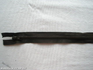Zip - zipy hnědý výprodej