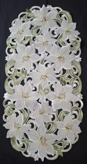 UBRUS vyšívaný 75 x 35 LILIE
