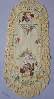 ubrus vyšívaný velikonoční 90 x 38 žlutý zajíček
