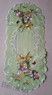 ubrus vyšívaný velikonoční 86 x 38cm zelený