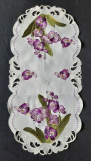 UBRUS vyšívaný 70 x 34 Orchidej